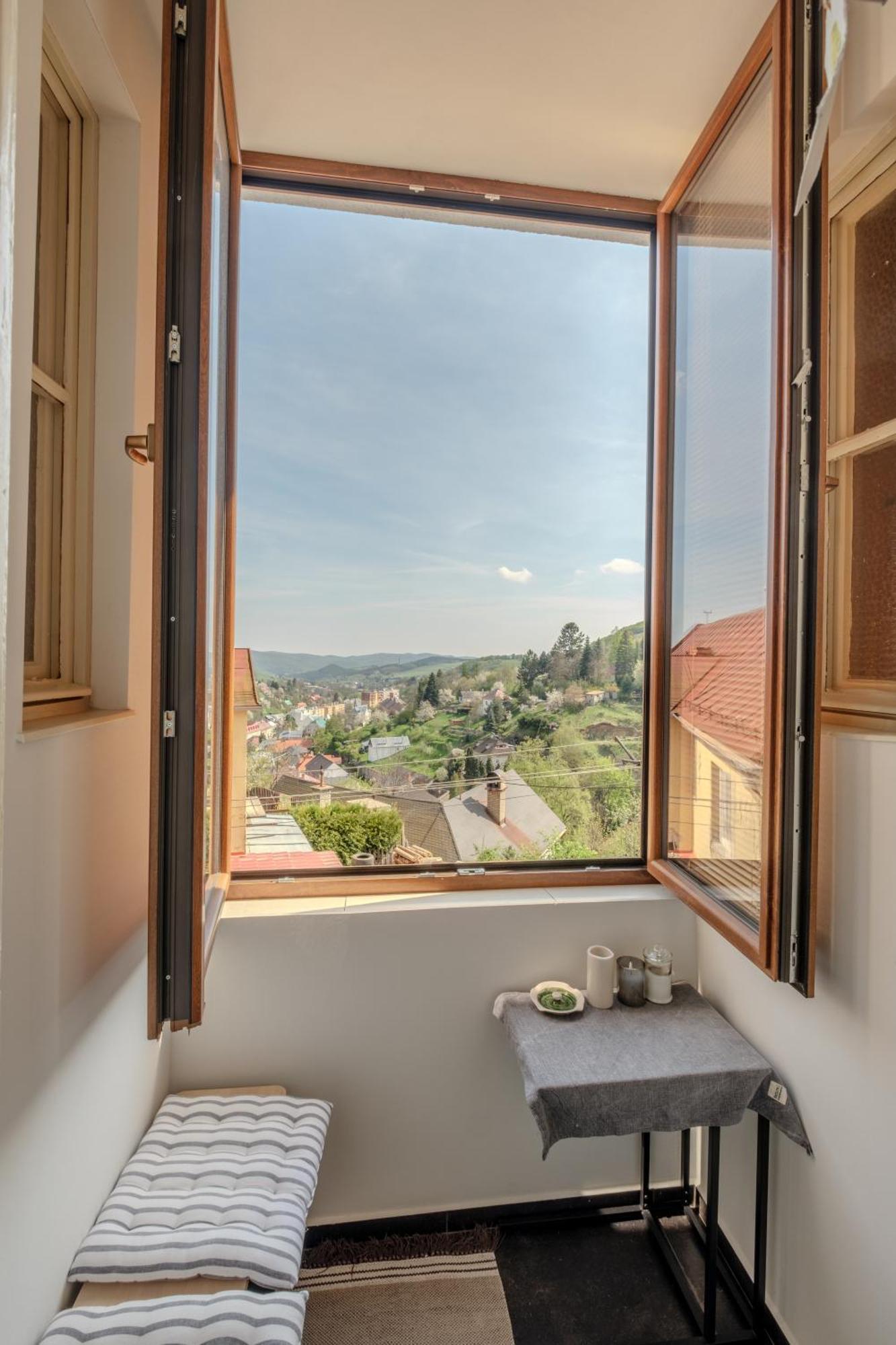 Romantic Apartment In The City Centre Banska Stiavnica Exterior foto